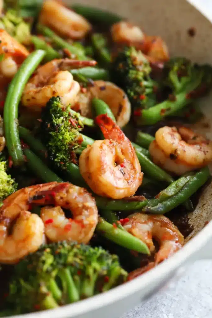 15-Minute Spicy Shrimp And Vegetable Stir-Fry 1 15-Minute Spicy Shrimp And Vegetable Stir-Fry with broccoli and green beans